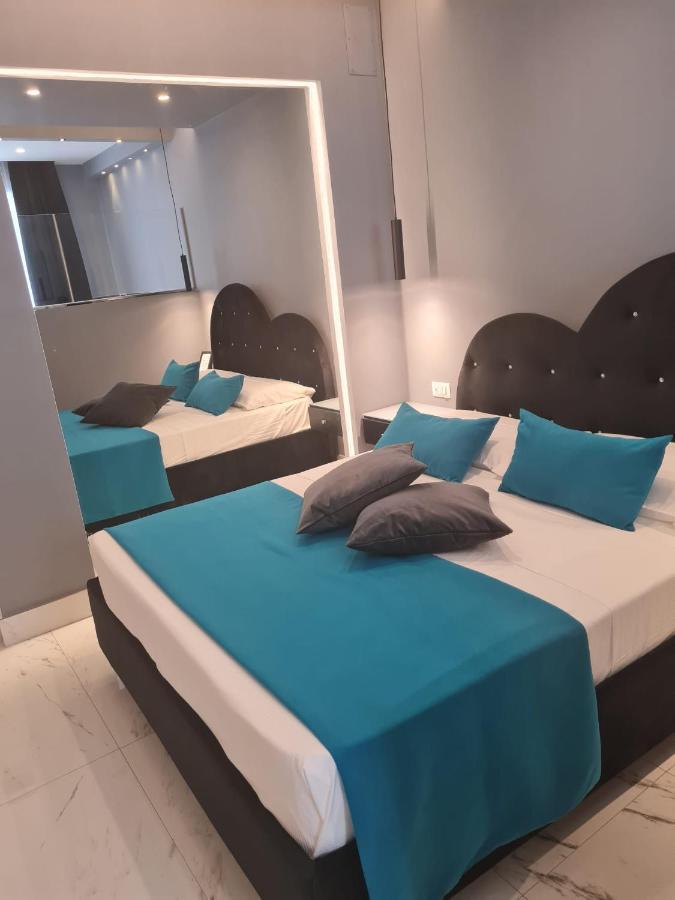 Maliziusella Hotel เนเปิลส์ ภายนอก รูปภาพ